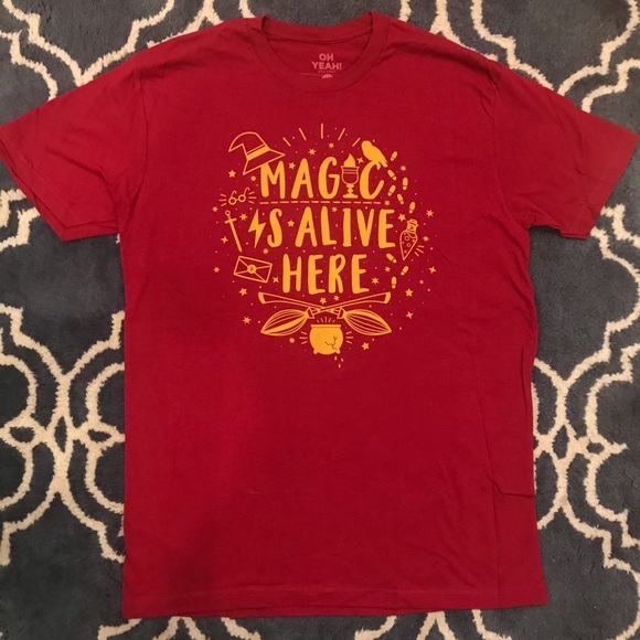 NWOT Oh Yeah! Apparel Harry Potter T-Shirt - Picture 1 of 4